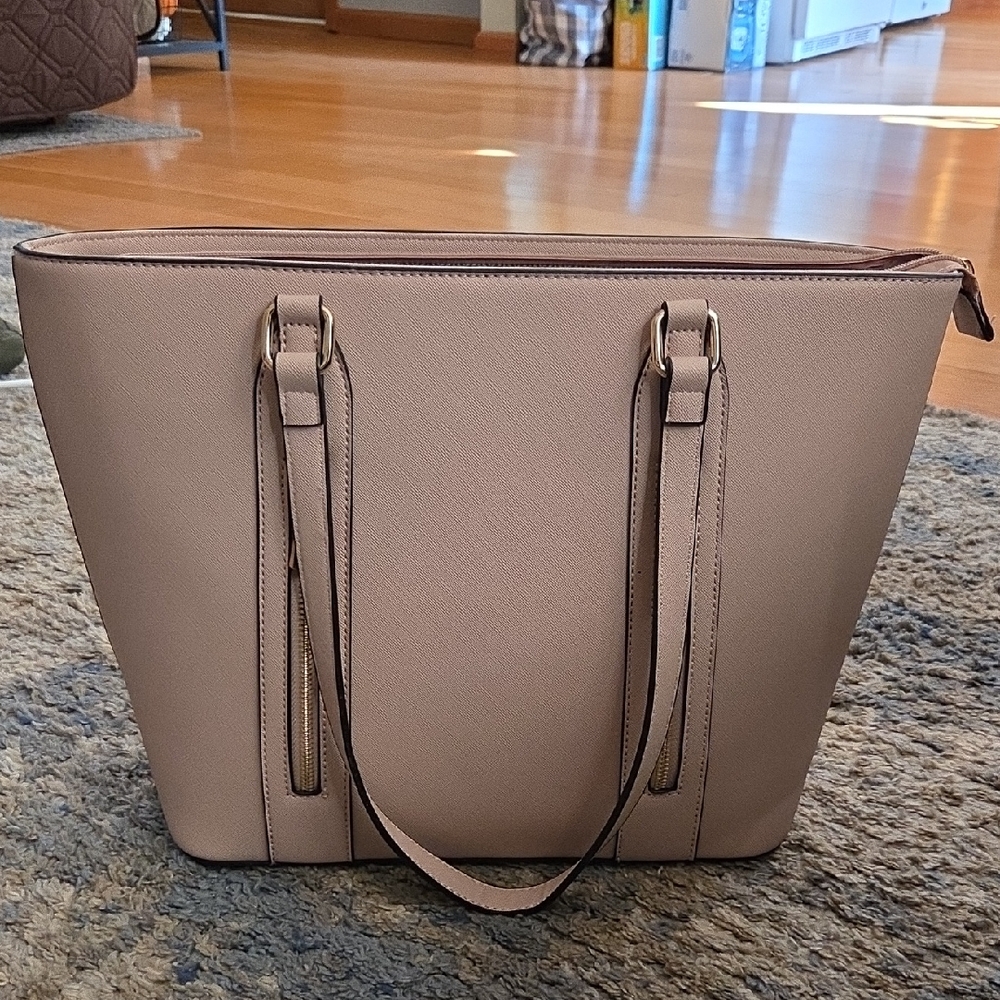 Chic Beige Women's Tote Bag